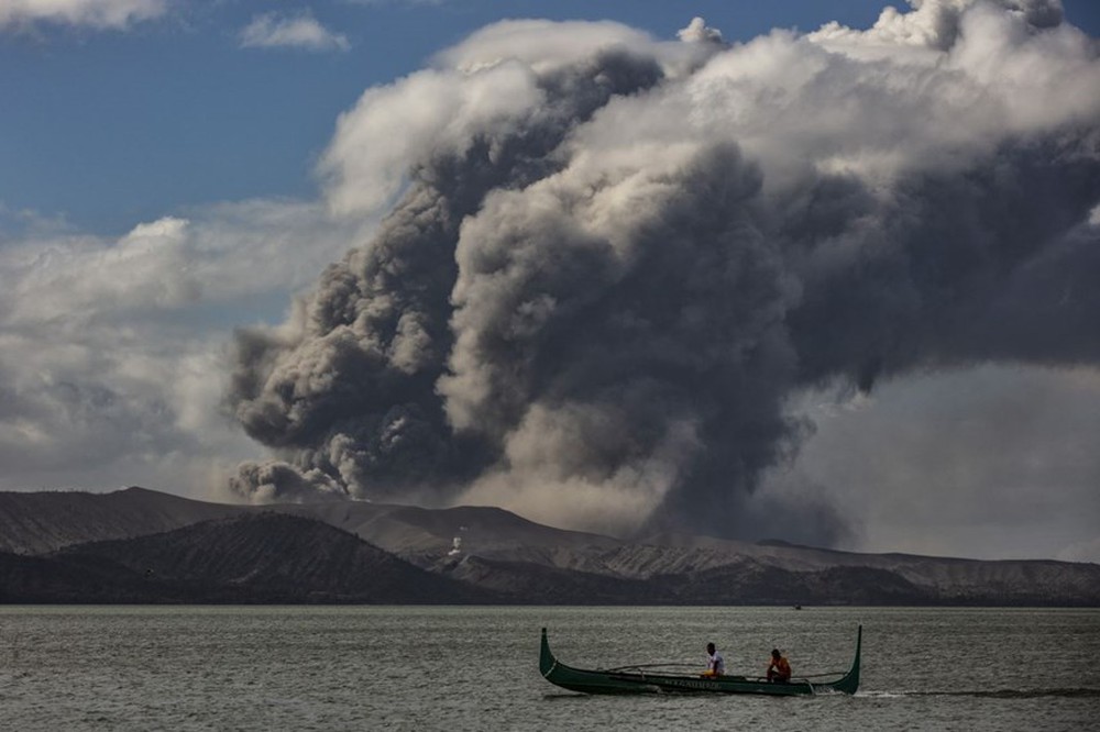 Những thảm họa núi lửa kinh hoàng nhất năm 2021 - Ảnh 10.