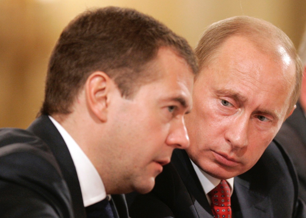Ông Medvedev nói châu Âu sẽ không trụ được 1 tuần nếu thiếu khí đốt Nga - Ảnh 1.