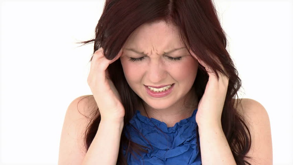 5 mẹo nhỏ giúp giảm đau đầu cực kỳ hiệu quả - Ảnh 1.