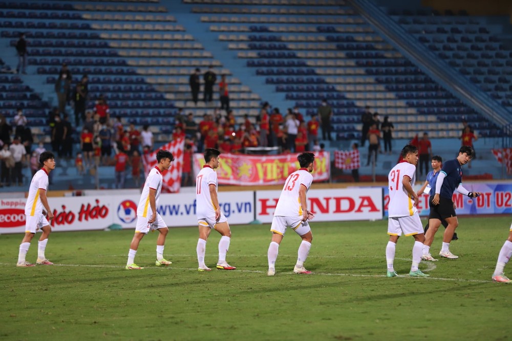 Coach Park Hang Seo asked 6 players to practice after the victory over Korea U20 - Photo 3.