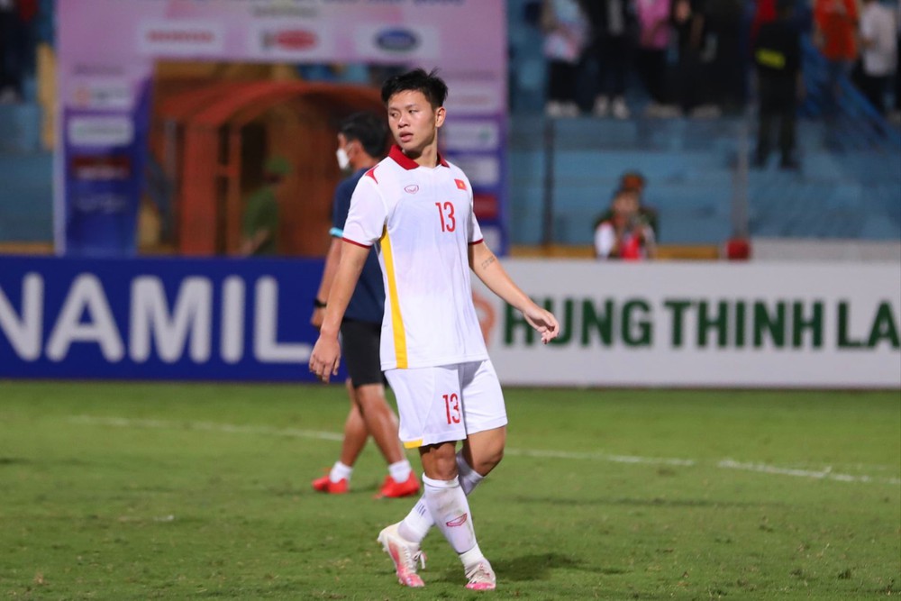 Coach Park Hang Seo asked 6 players to practice after the victory over Korea U20 - Photo 4.