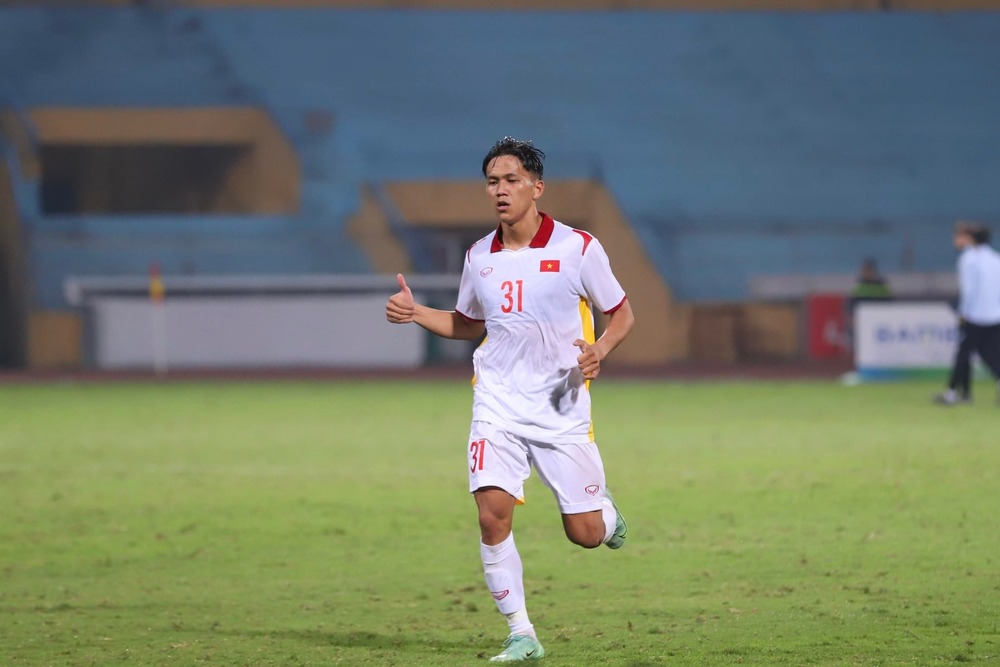 Coach Park Hang Seo asked 6 players to practice after the victory over Korea U20 - Photo 8.