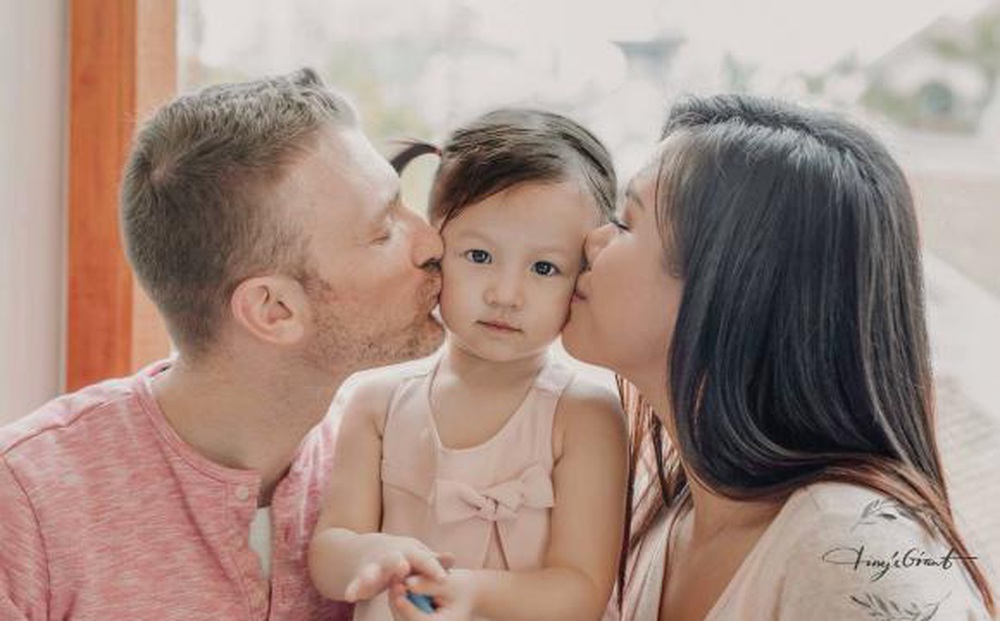 Sao Việt viên mãn bên chồng ngoại quốc: Phương Vy Idol - ông xã người Mỹ trúng sét ái tình, 'cứu' bà xã khủng hoảng cân nặng sau sinh