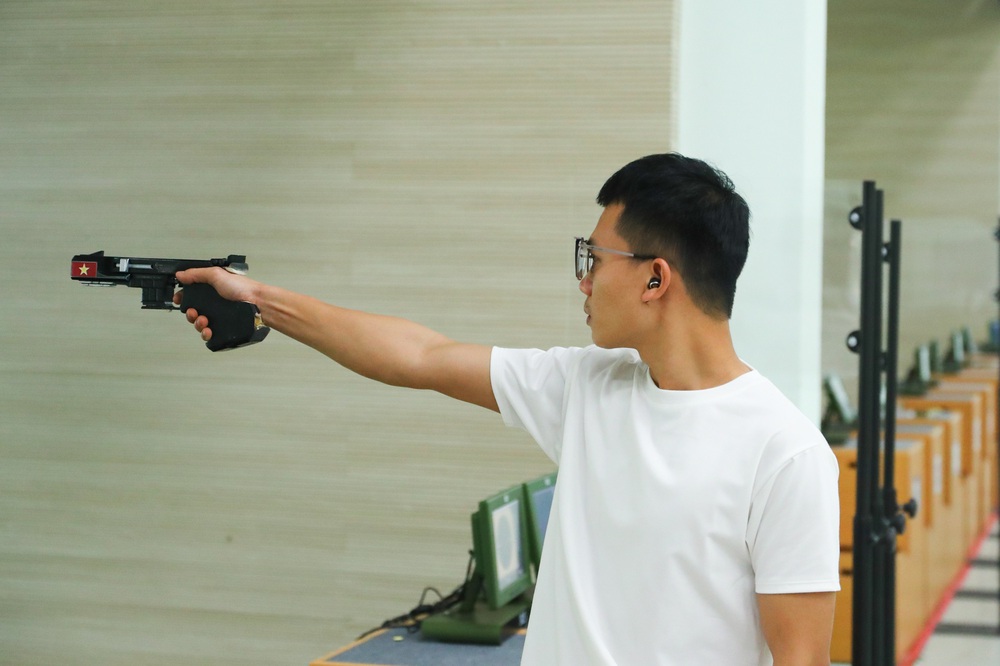 Lộ diện tay súng hot girl - niềm hy vọng giành HCV SEA Games của Việt Nam - Ảnh 3.