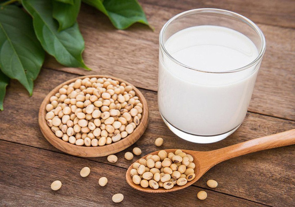 10 công dụng tuyệt vời của sữa đậu nành với sức khỏe con người - Ảnh 2.