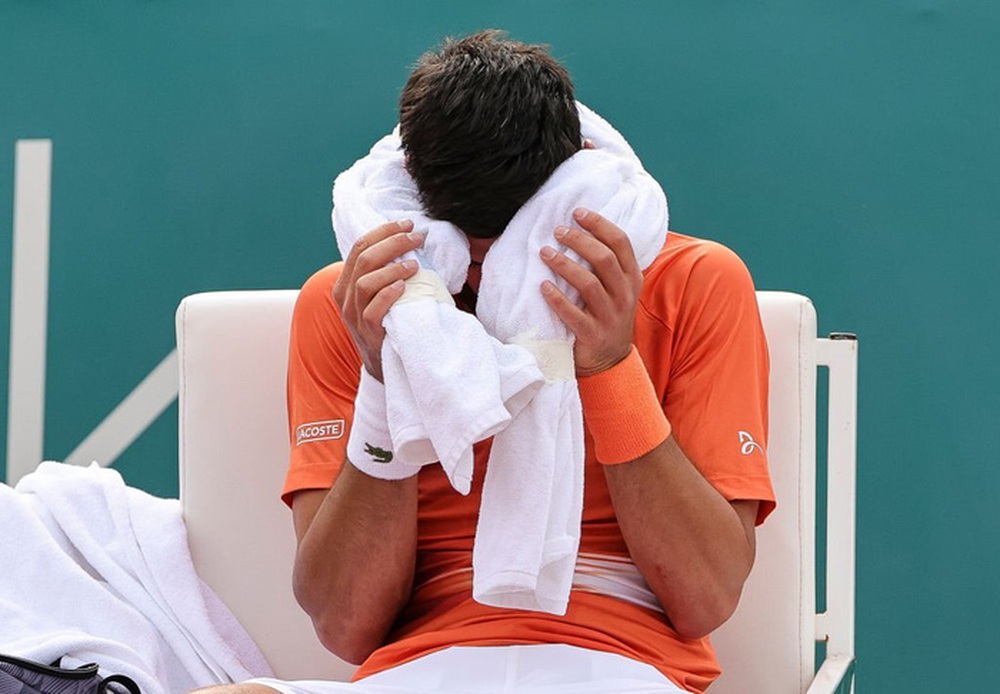 Ngay sau tuyên bố vô đối trở lại, Djokovic thua đau trận chung kết trên quê nhà - Ảnh 1.