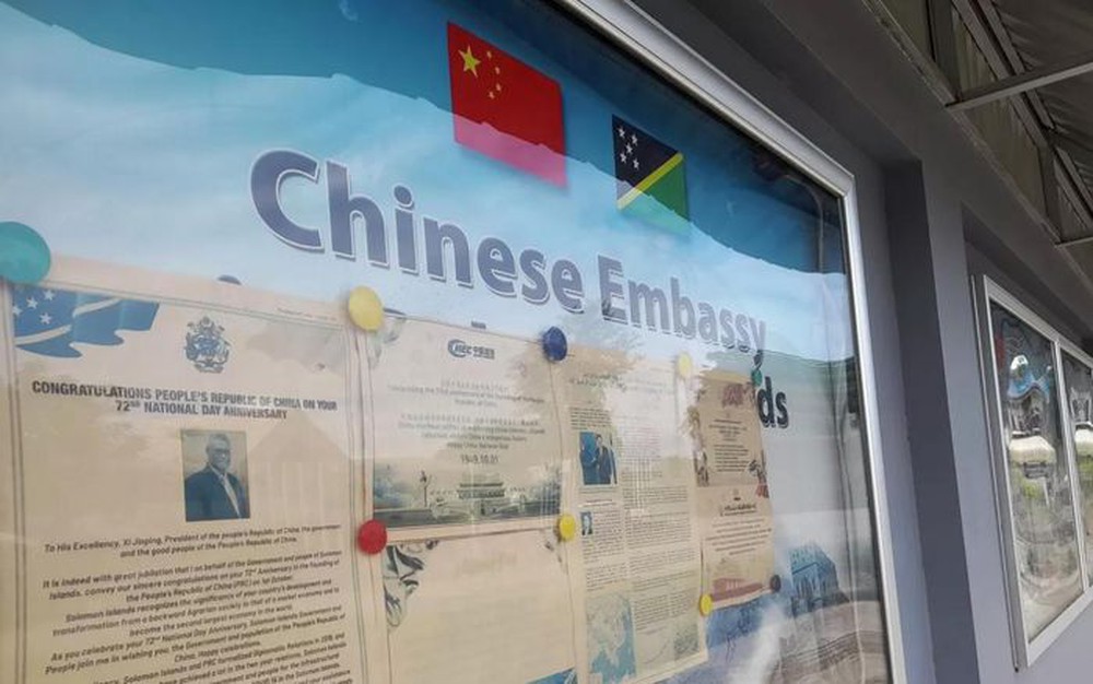 Trung Quốc phủ nhận khát khao xây căn cứ quân sự trên Quần đảo Solomon - Ảnh 1.