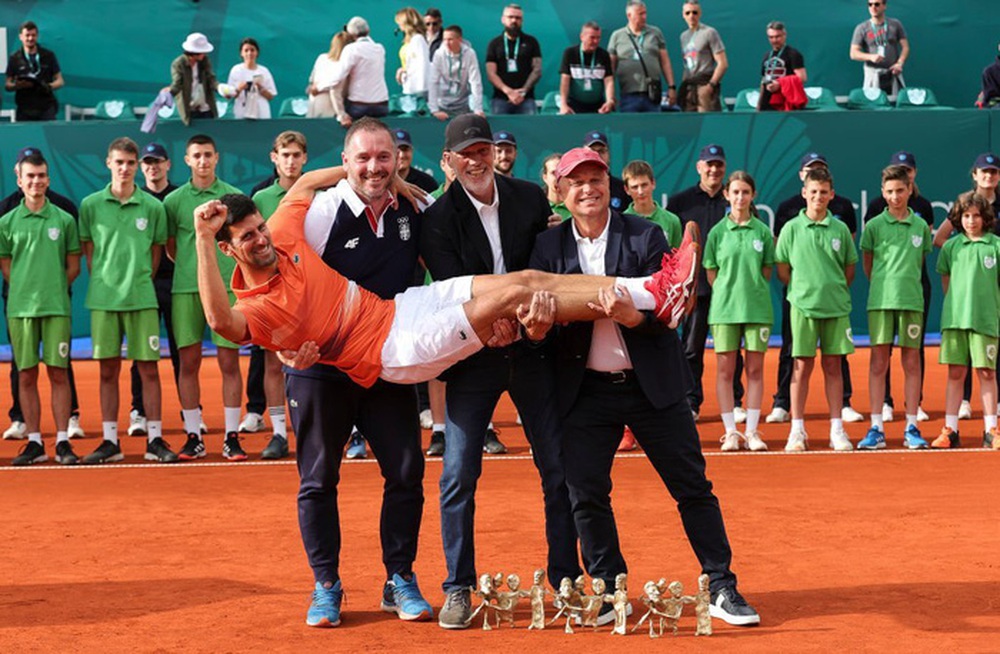 Ngay sau tuyên bố vô đối trở lại, Djokovic thua đau trận chung kết trên quê nhà - Ảnh 10.