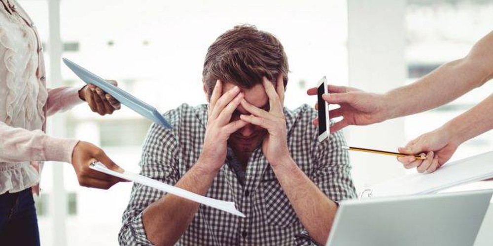 BS chỉ ra 4 dấu hiệu stress đã trở nên nghiêm trọng: Có 1 dấu hiệu cũng phải đi khám ngay - Ảnh 1.