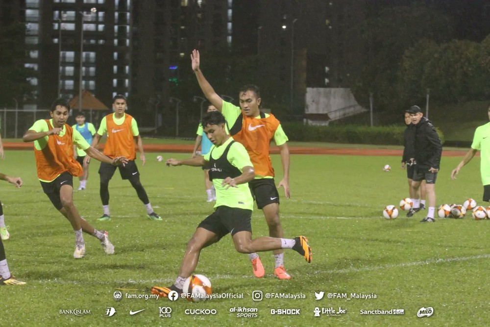 Facing unprecedented difficulties, U23 Malaysia is still forced to overthrow U23 Vietnam - Photo 1.