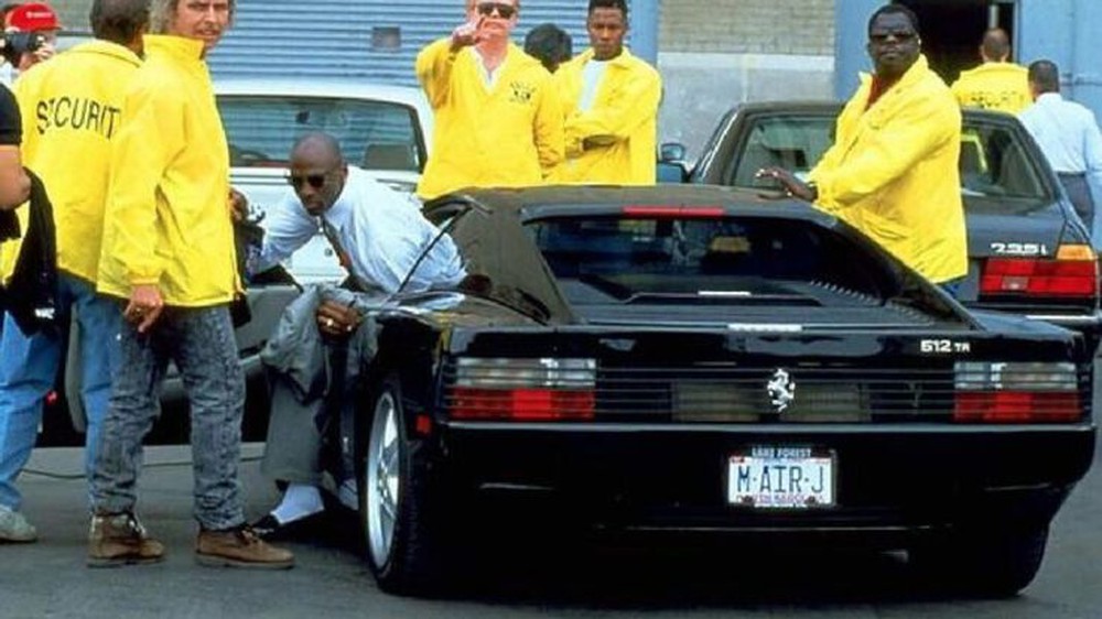 Bộ sưu tập xe sang của vận động viên tỷ phú Michael Jordan - Ảnh 5.