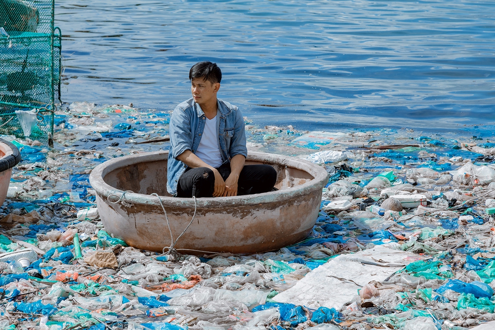 Vo Thanh Tam reappears, plays a short film to protect the environment - Photo 2.