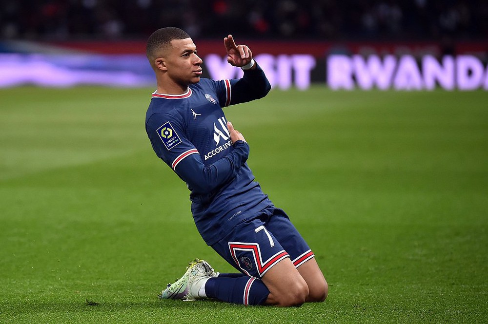 HLV đối thủ của PSG: ‘Mbappe là cầu thủ xuất sắc nhất thế giới’ - Ảnh 1.