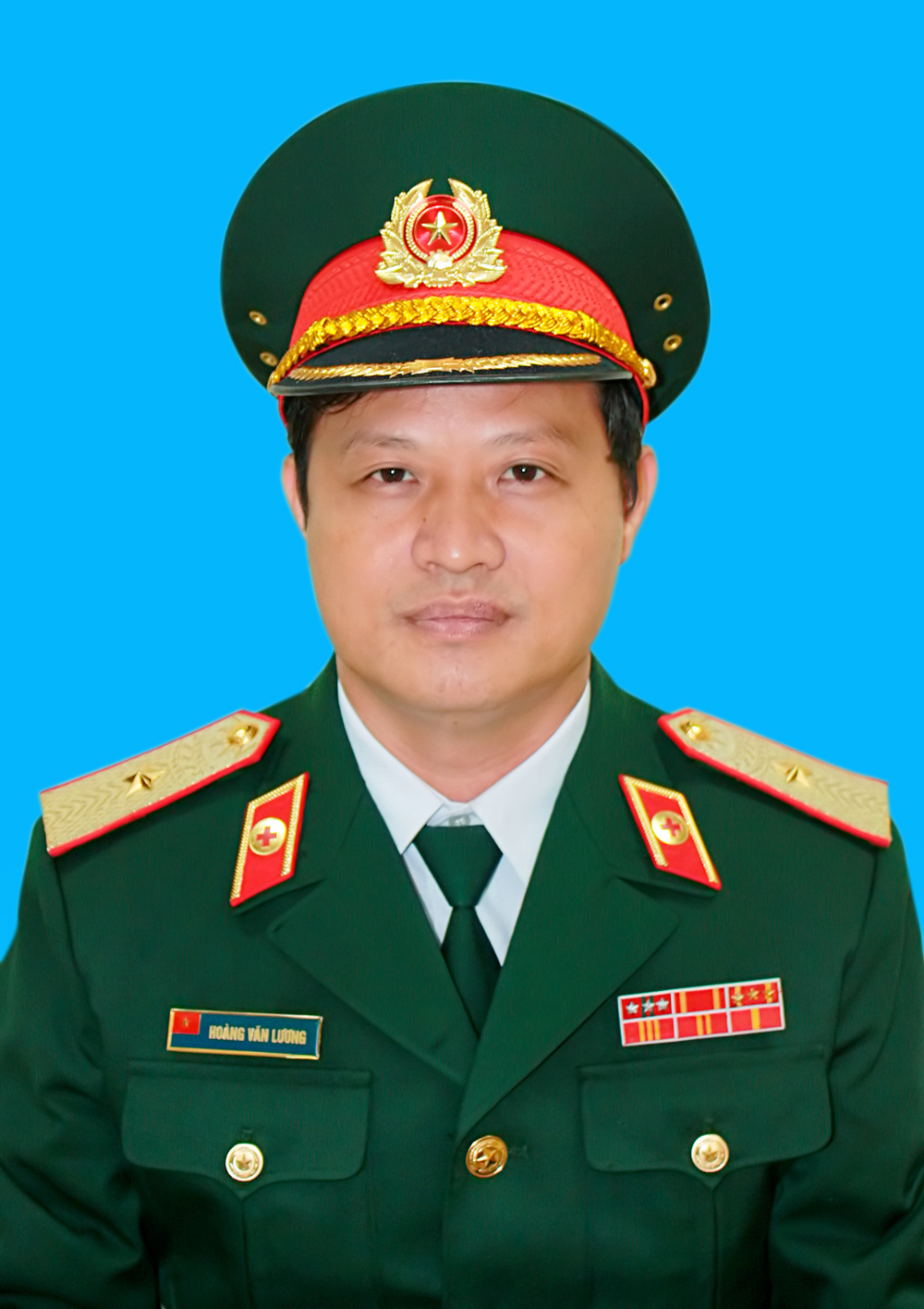 Cách chức tất cả chức vụ trong Đảng của Trung tướng Đỗ Quyết, Thiếu tướng Hoàng Văn Lương - Ảnh 2.