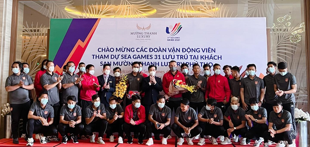 Myanmar U23 is the first sports delegation to set foot in Vietnam to attend the 31st SEA Games - Photo 1.