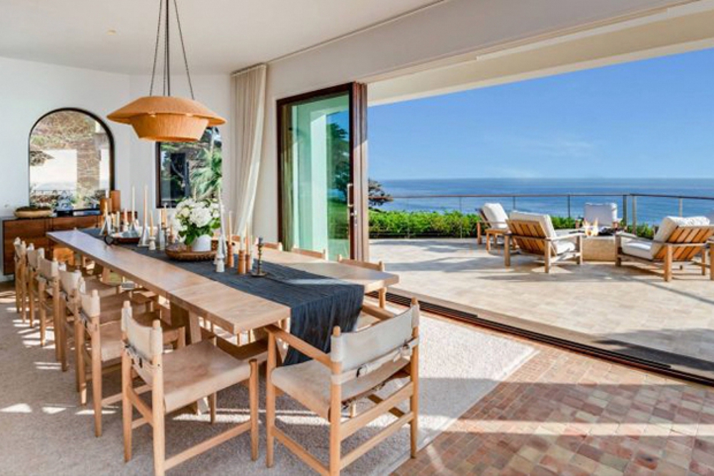Dinh thự xa hoa bên bờ biển Cindy Crawford từng ở được bán với giá 99,5 triệu USD - Ảnh 3.