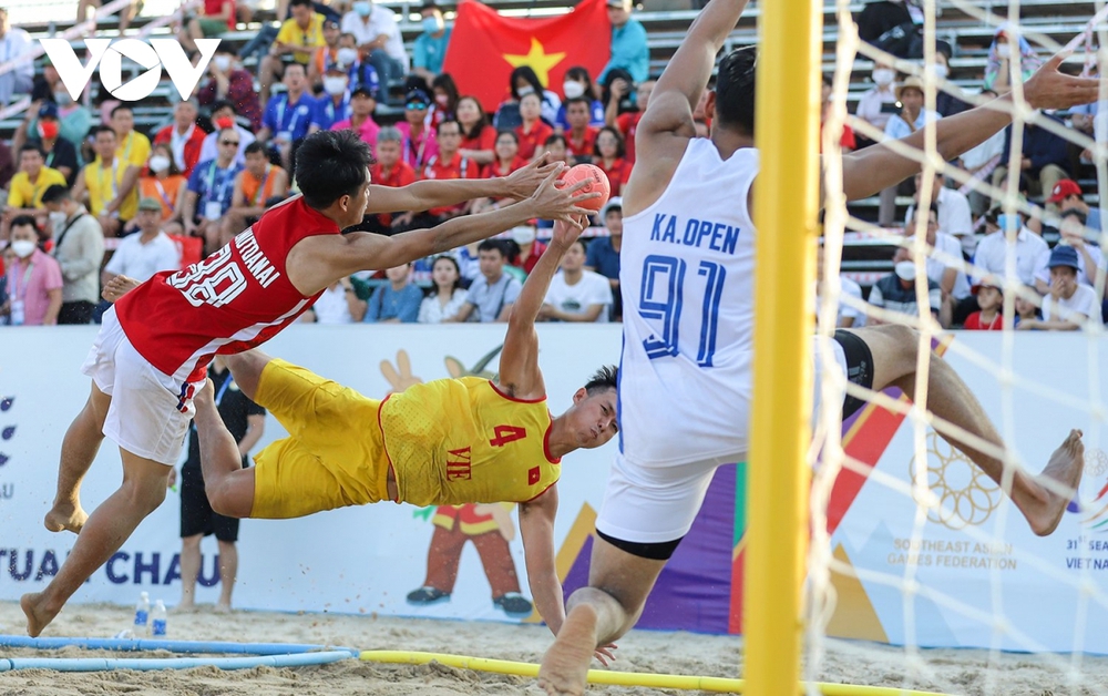 SEA Games 31 ngày 11/5: Đoàn Việt Nam vượt lên dẫn đầu bảng tổng sắp huy chương - Ảnh 2.