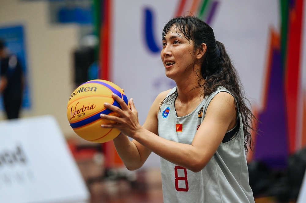Tuyển bóng rổ nữ 3x3 Việt Nam hào hứng trong buổi tập đầu tiên tại NTĐ Thanh Trì - Ảnh 6.