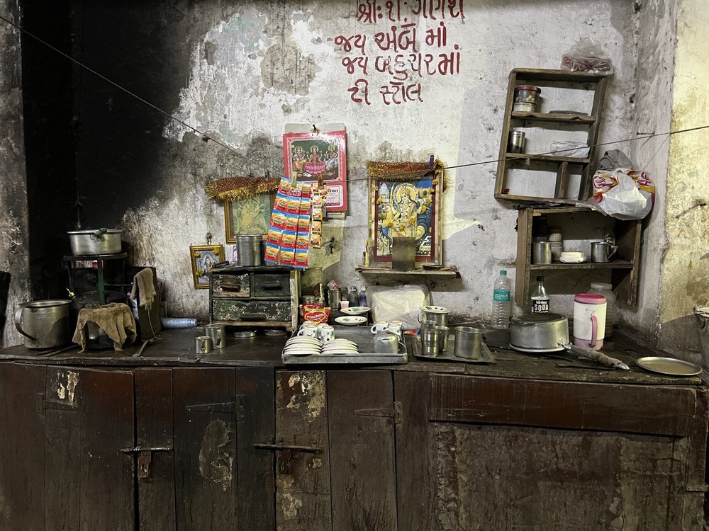 Những hàng trà sữa đặc biệt ở đường phố Ấn Độ mỗi tháng kiếm cả nghìn USD  - Ảnh 4.