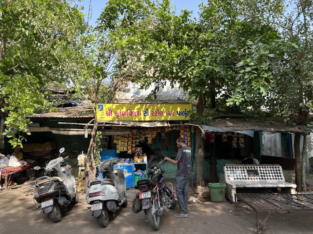Những hàng trà sữa đặc biệt ở đường phố Ấn Độ mỗi tháng kiếm cả nghìn USD  - Ảnh 2.