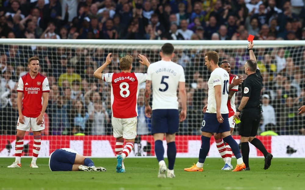 Tottenham đại thắng Arsenal trong trận quyết đấu vì top 4 Ngoại hạng Anh - Ảnh 1.