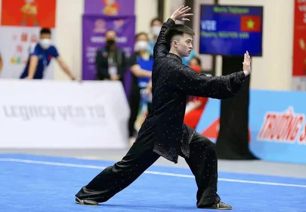  SEA Games 31: VĐV môn wushu của Việt Nam chấn thương khi đang thi đấu  - Ảnh 2.