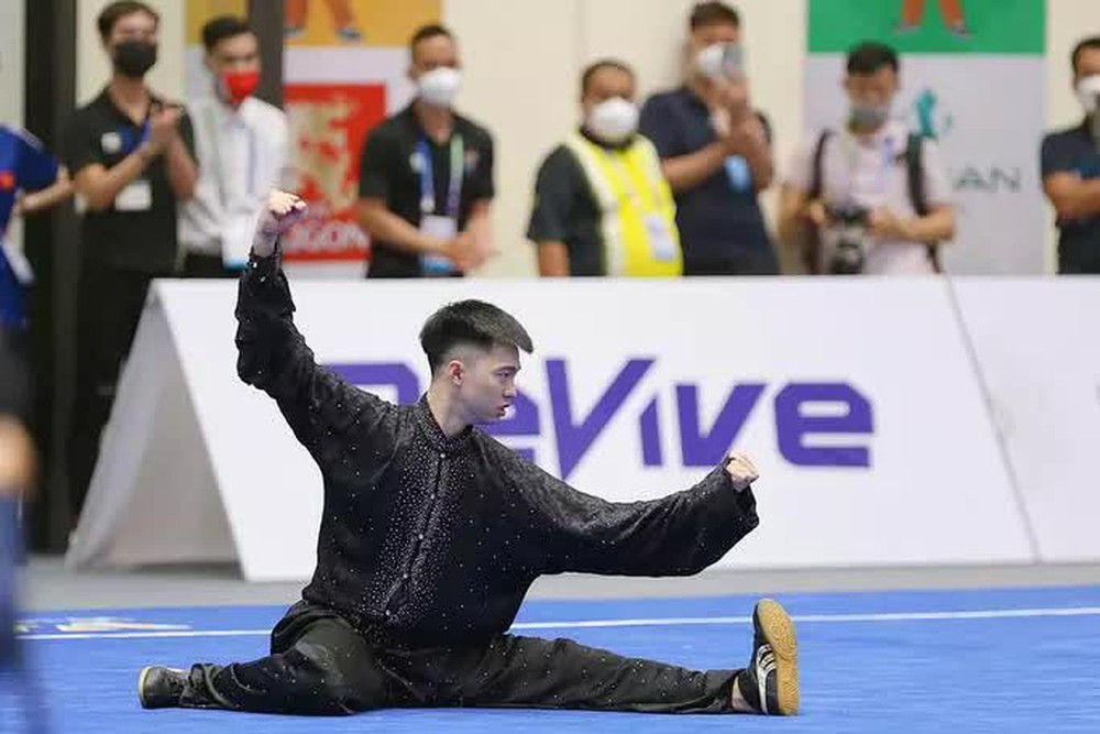  SEA Games 31: VĐV môn wushu của Việt Nam chấn thương khi đang thi đấu  - Ảnh 4.