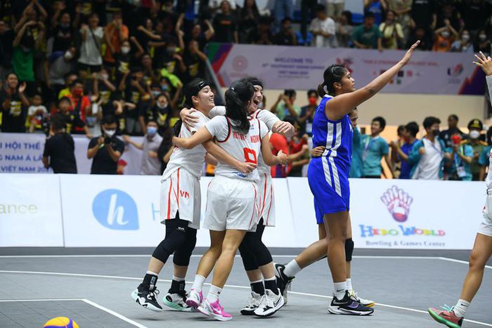 Đội tuyển bóng rổ nữ Việt Nam giành chiến thắng lịch sử trước Philippines - Ảnh 4.