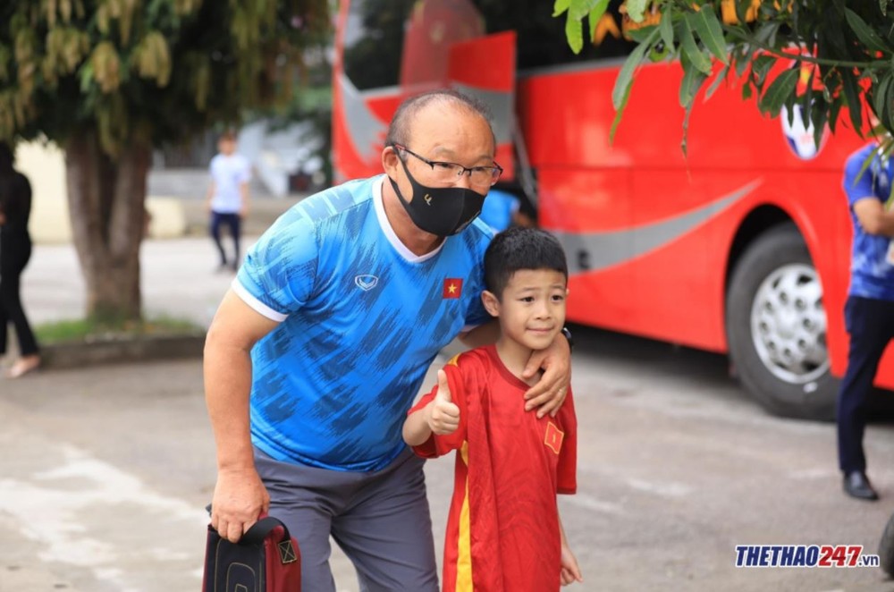 HLV Park gặp riêng Hoàng Đức, rèn kỹ 4 hậu vệ U23 Việt Nam - Ảnh 5.