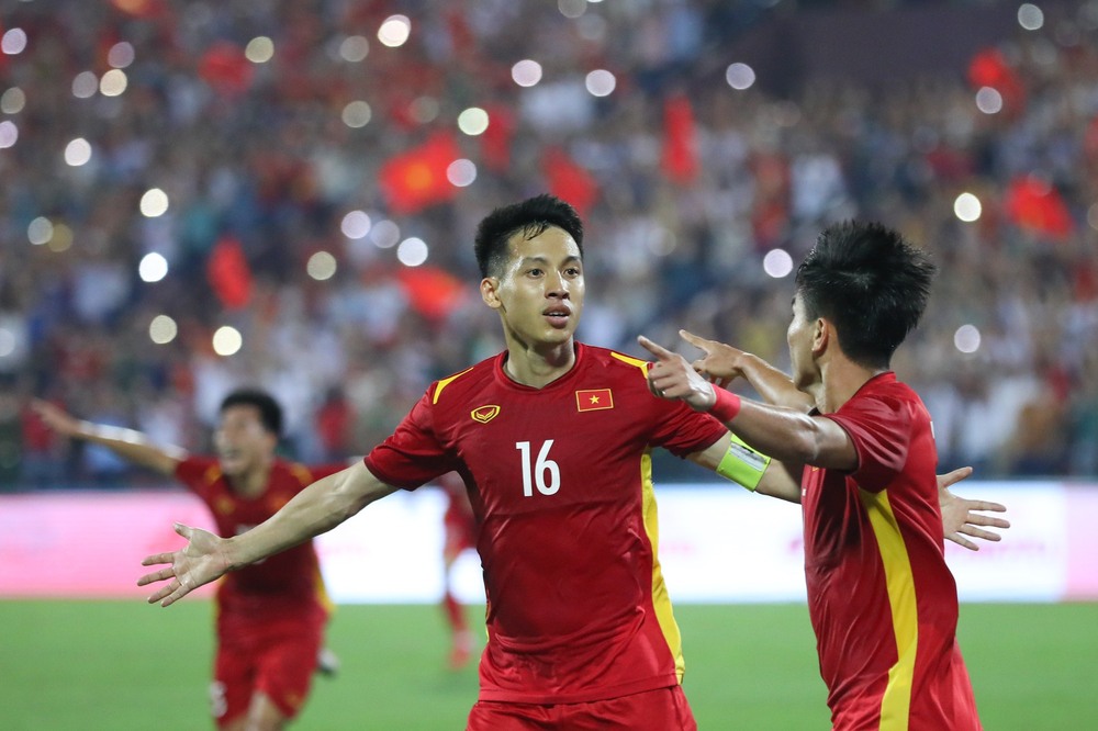 PV Trung Quốc: U23 Việt Nam phụ thuộc vào cầu thủ quá tuổi, nhưng điều đó chẳng đáng lo - Ảnh 1.