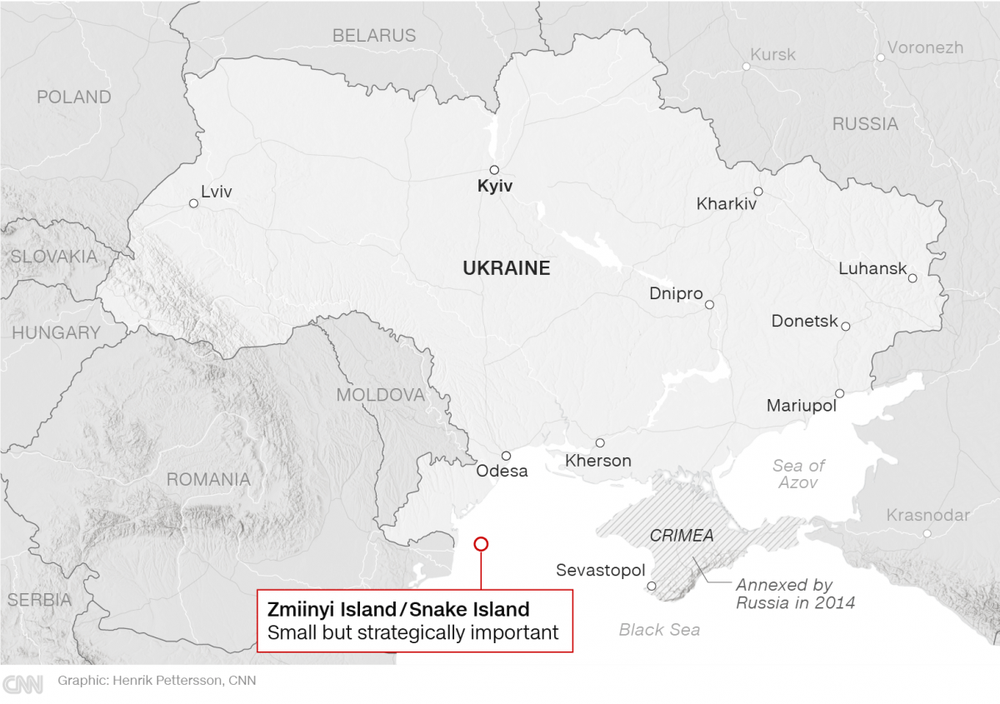 Vì sao hòn đảo nhỏ bé trên Biển Đen có giá trị chiến lược với cả Nga và Ukraine? - Ảnh 1.