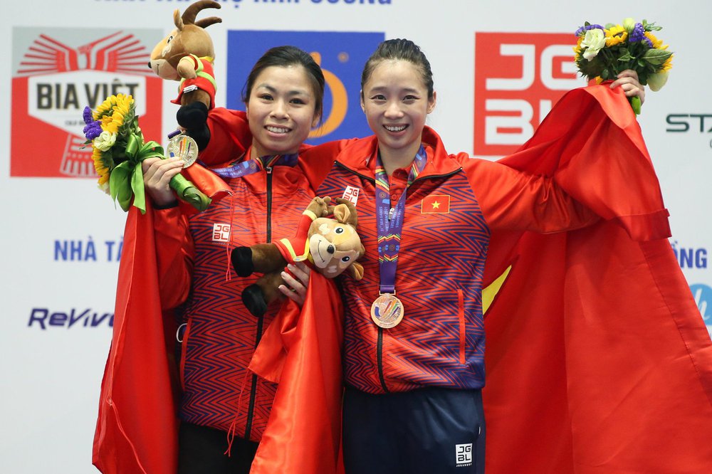 SEA Games medal chart on May 15: The Vietnamese delegation welcomes the gold storm, leaving far behind its competitors - Photo 9.