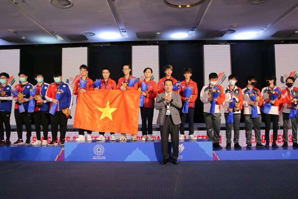 Khoảnh khắc ấn tượng: Đội tuyển Tốc Chiến mang về HCV SEA Games lịch sử cho Esports Việt Nam - Ảnh 7.