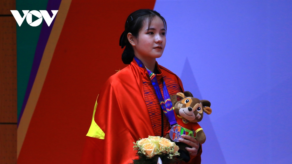 Nữ vận động viên Taekwondo Việt Nam bật khóc khi vuột mất tấm HCV - Ảnh 8.