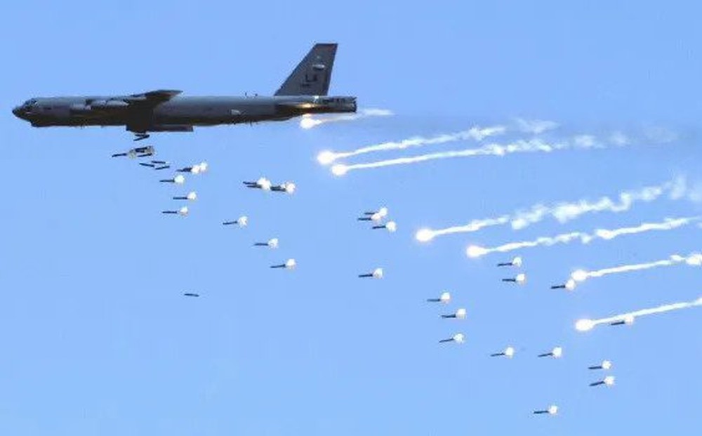 Pháo đài bay B-52 vẫn là "con Át chủ bài" của Không quân Mỹ trong tương lai: Vì sao?