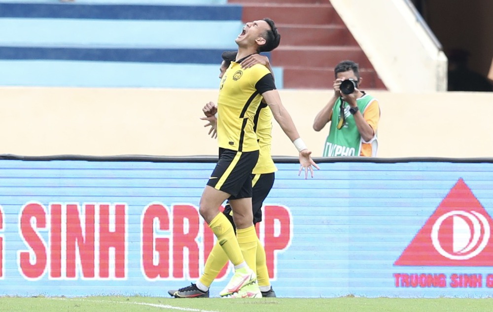 TRỰC TIẾP U23 Malaysia 1-1 U23 Campuchia: U23 Campuchia đem tin vui cho thầy Park - Ảnh 1.