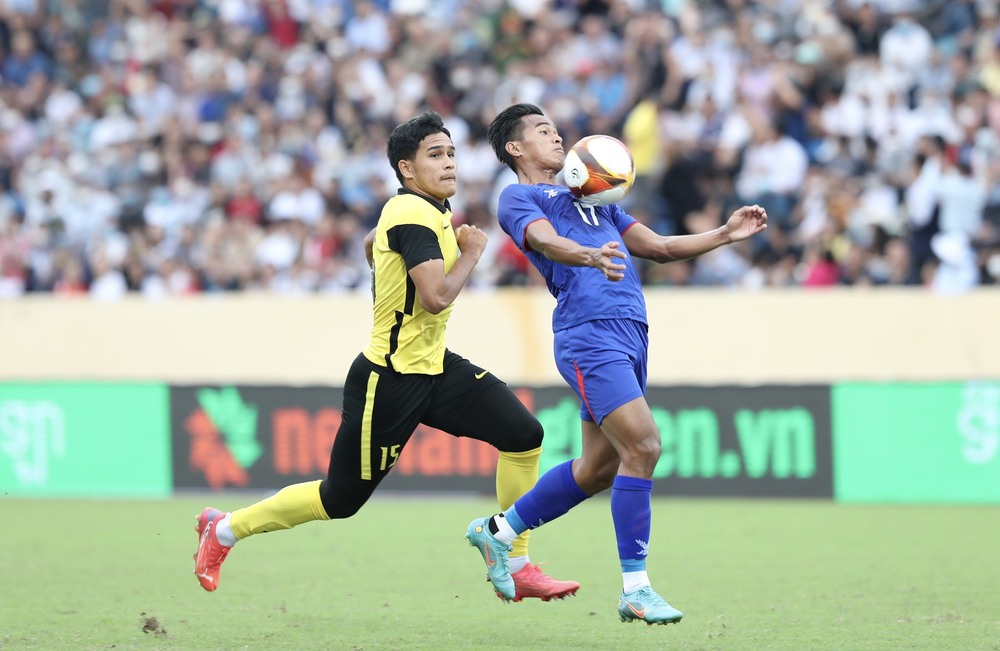 Tạo nên hai trận động đất vang dội, U23 Campuchia báo tin cực vui cho thầy Park - Ảnh 4.