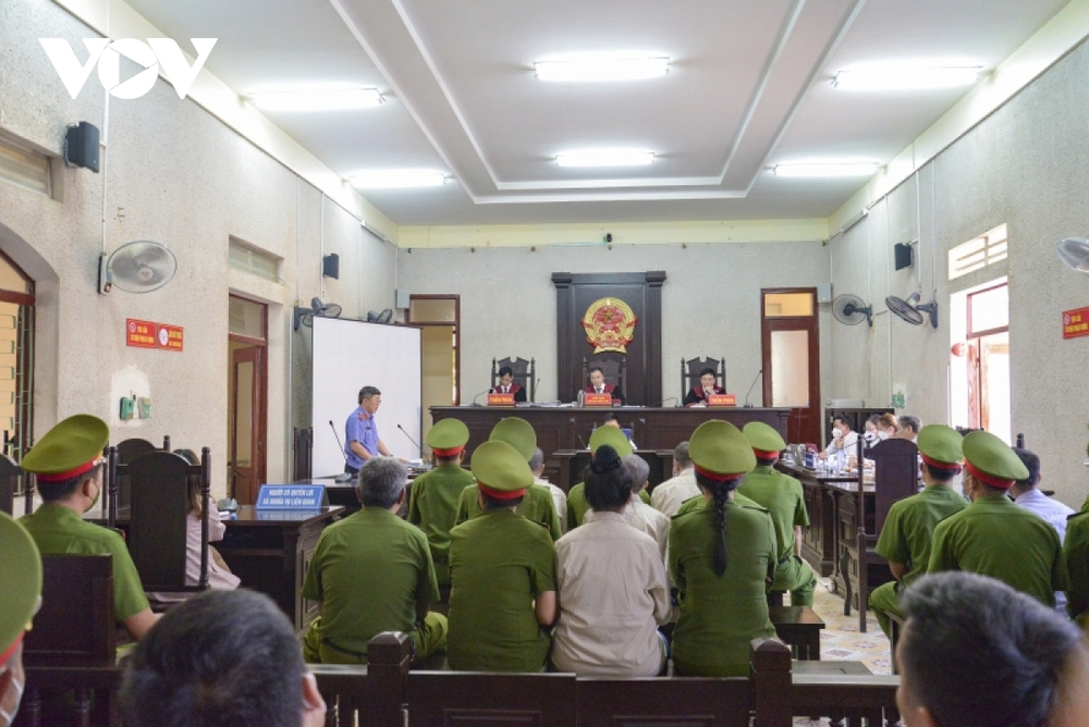 Hủy án sơ thẩm tội buôn ma túy của mẹ nữ sinh giao gà bị sát hại ở Điện Biên - Ảnh 2.