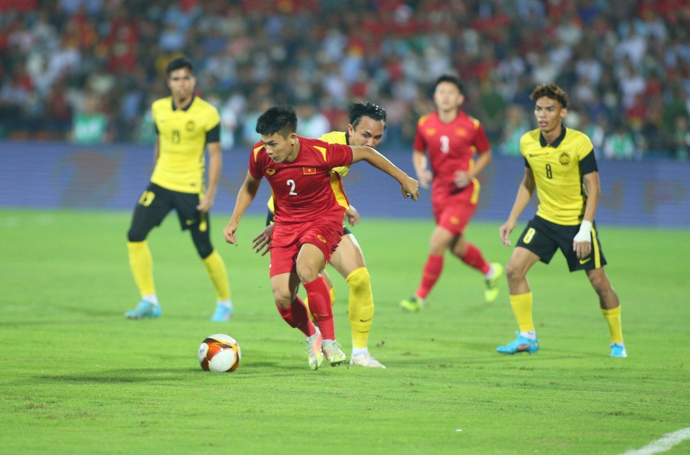 TRỰC TIẾP U23 Việt Nam vs U23 Malaysia: Thử thách dành cho các họng pháo của thầy Park - Ảnh 1.