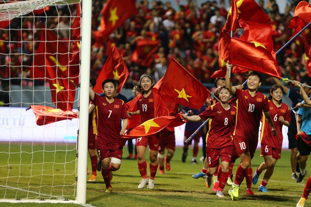 TRỰC TIẾP SEA Games 31 (22/5): Chủ nhà đoạt tấm HCV bóng đá nam, phá sâu kỷ lục HCV? - Ảnh 1.