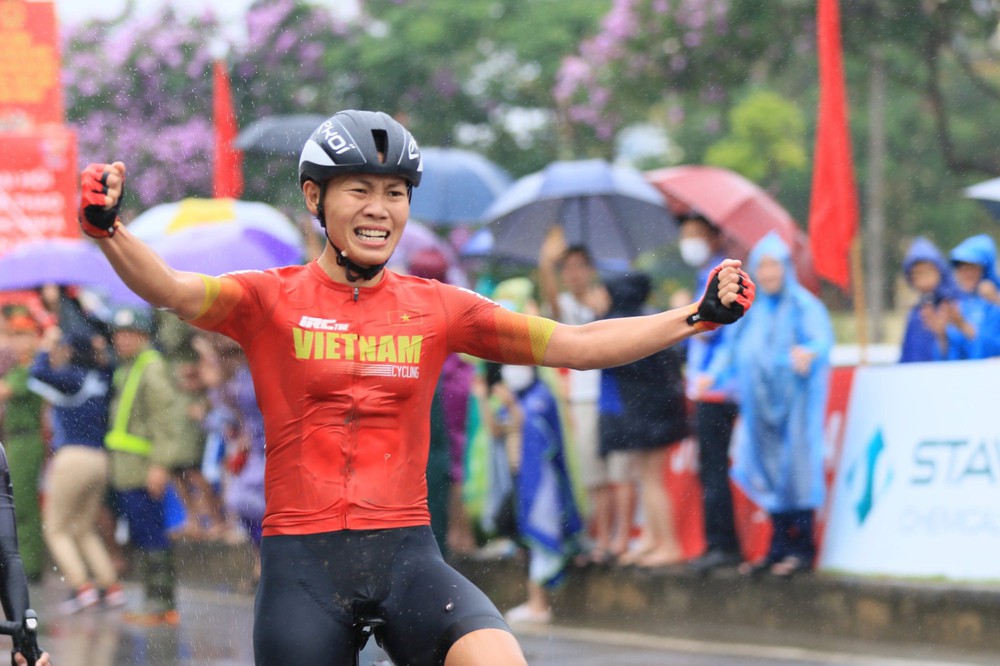 TRỰC TIẾP SEA Games 31 (22/5): Chủ nhà đoạt tấm HCV bóng đá nam, phá sâu kỷ lục HCV? - Ảnh 3.