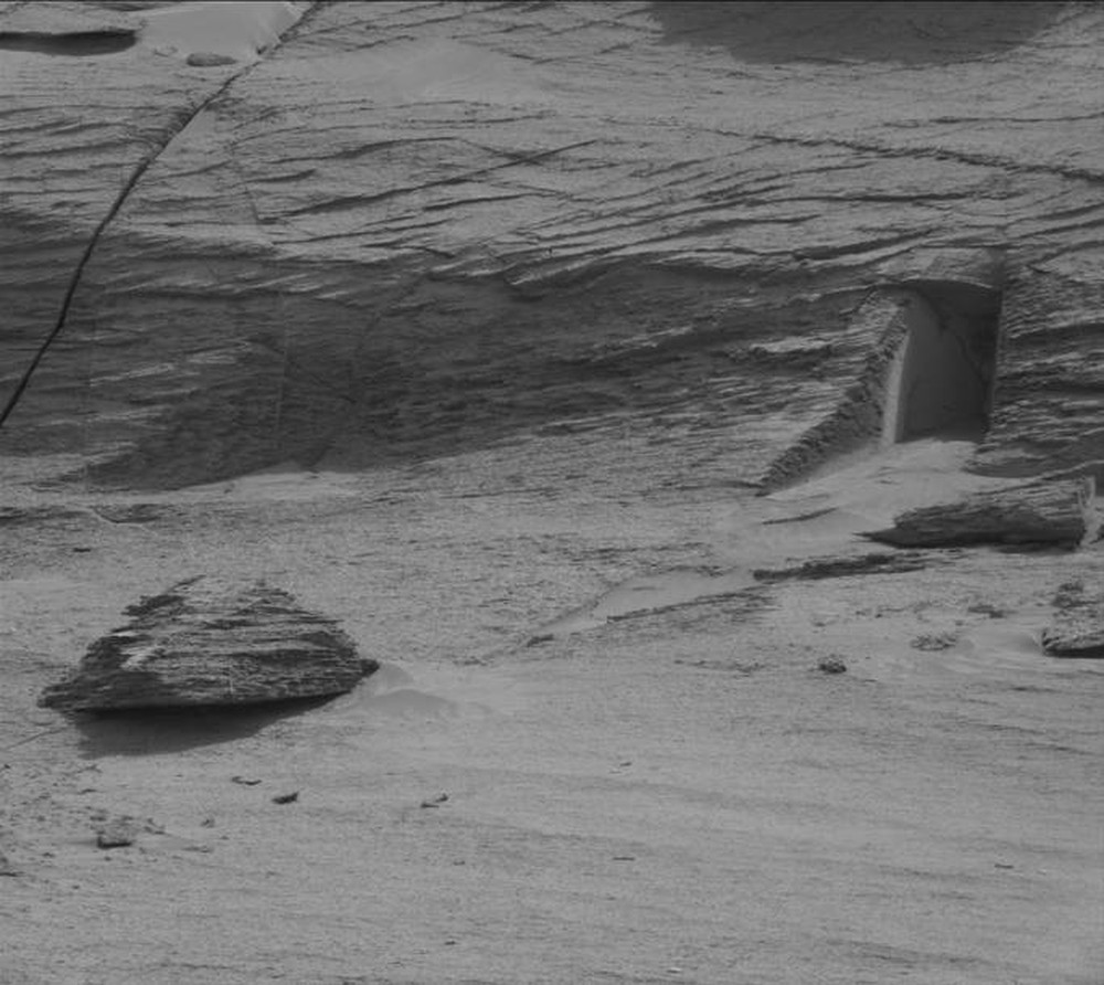 NASA tuyên bố: Cánh cửa bí ẩn trên Sao Hỏa là lối vào quá khứ cổ đại - Ảnh 2.