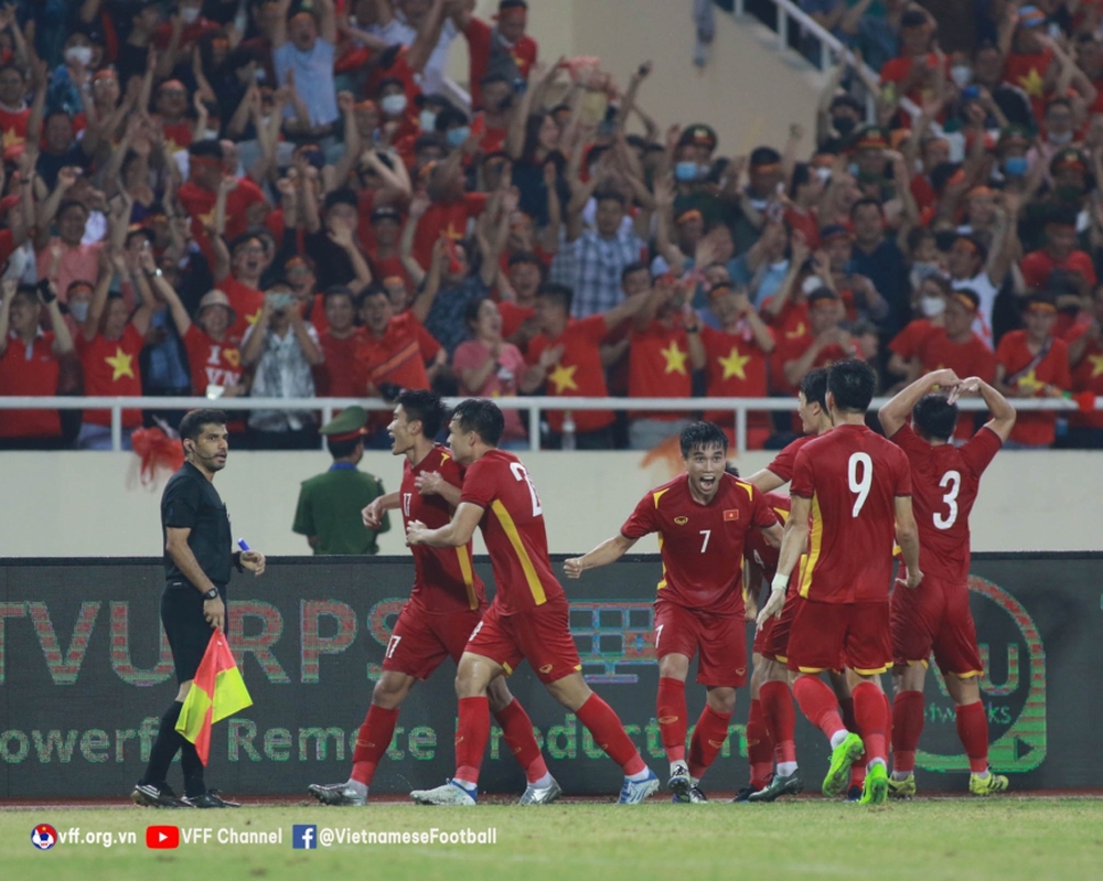 Người hùng U23 Việt Nam nói gì sau bàn thắng quý hơn vàng vô địch SEA Games? - Ảnh 1.