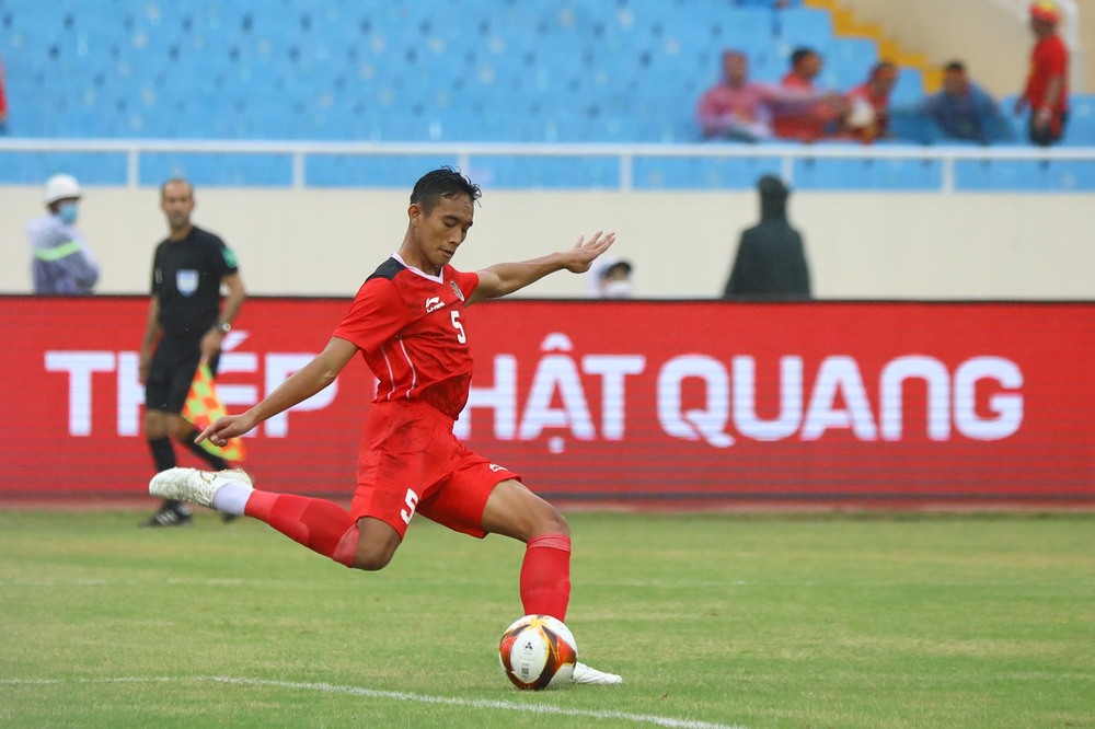 TRỰC TIẾP U23 Malaysia 0-0 U23 Indonesia: Thế trận đôi công cởi mở đầy hấp dẫn - Ảnh 1.