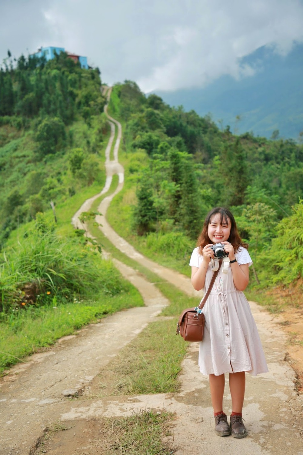 Cô gái cưỡi xe máy cà tàng, một mình phiêu lưu Tây Nguyên: Mình đã tự nhủ không được khóc! - Ảnh 3.