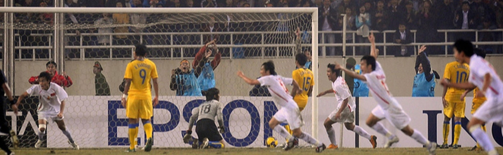 Bóng đá Thái Lan: 3 lần mặc áo vàng thua Việt Nam bởi đánh đầu - Ảnh 4.