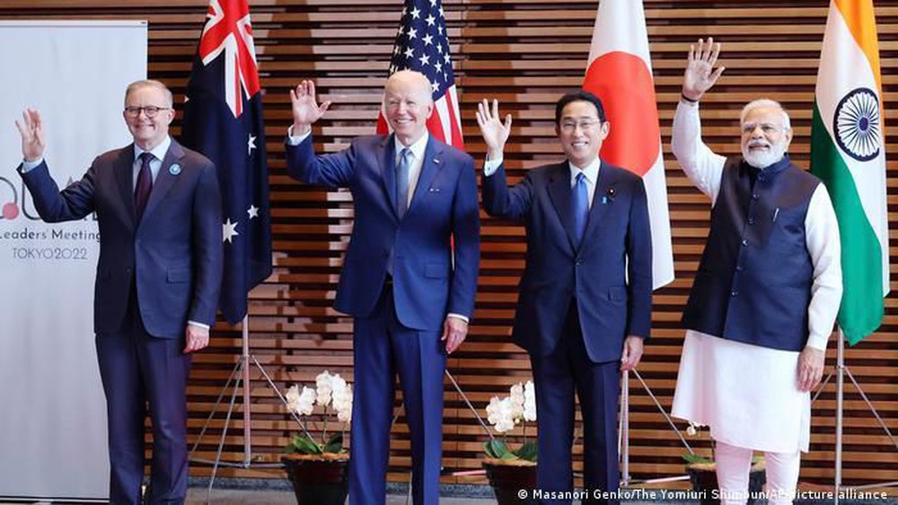 Russian - Chinese bombers approached Japan when the Quartet met in Tokyo - Photo 1.