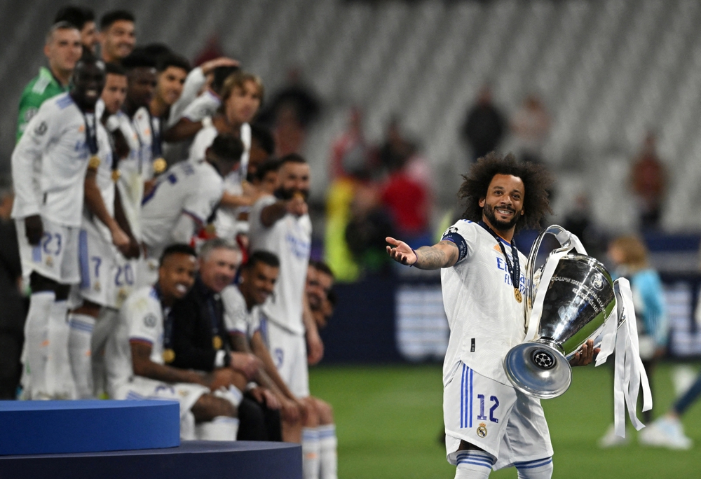 Màn ăn mừng chức vô địch Champions League thứ 14 của Real Madrid - Ảnh 7.