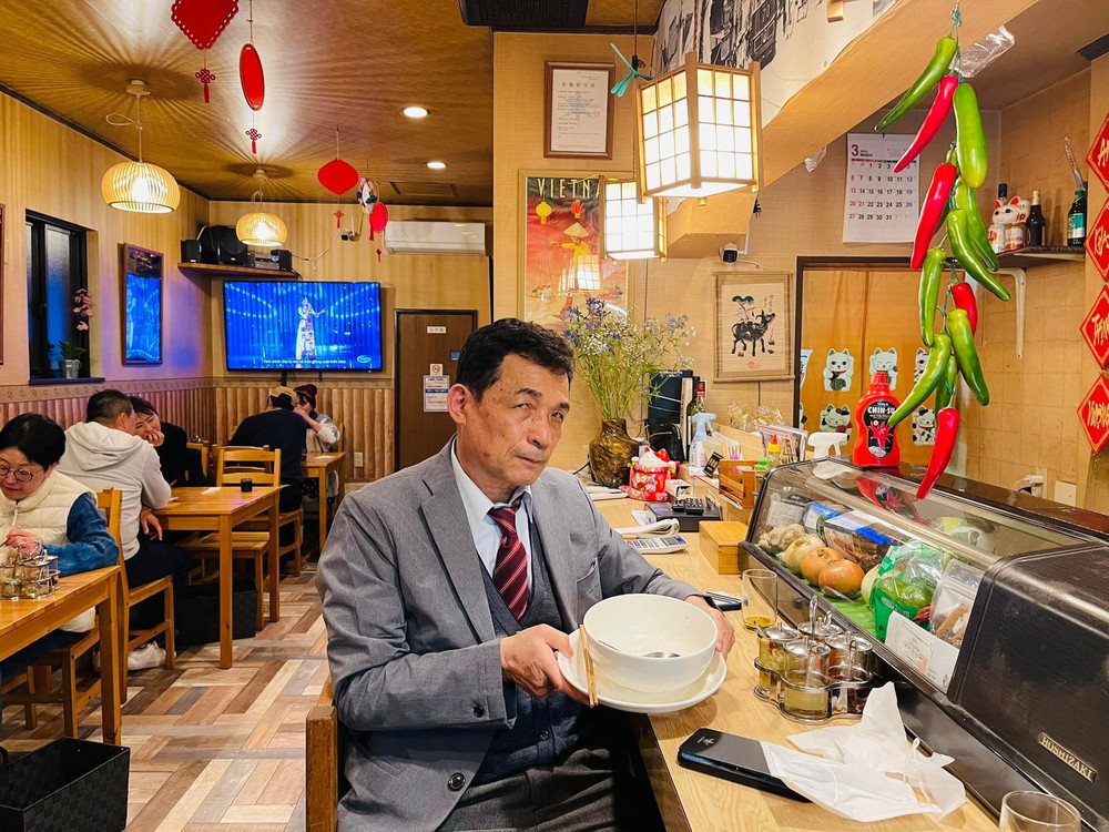 Quán phở ngon nhất Nhật Bản: Bỏ bùa khách hàng nhờ tuyệt kỹ phục vụ & hương vị tinh hoa - Ảnh 5.