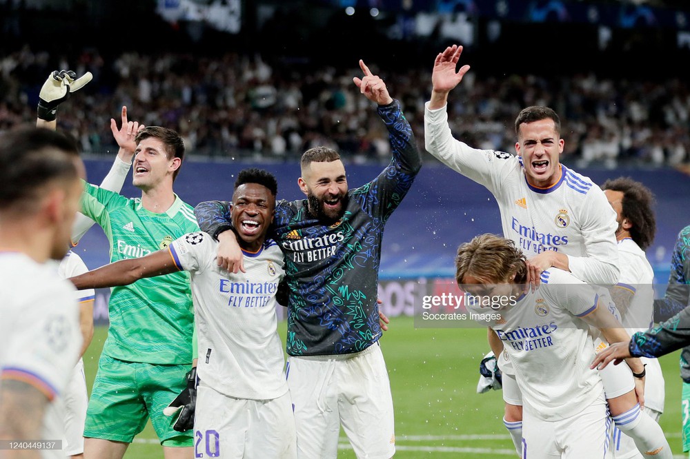 Pep Guardiola sụp đổ vì tử huyệt, Real Madrid ngược dòng như phim hành động - Ảnh 7.